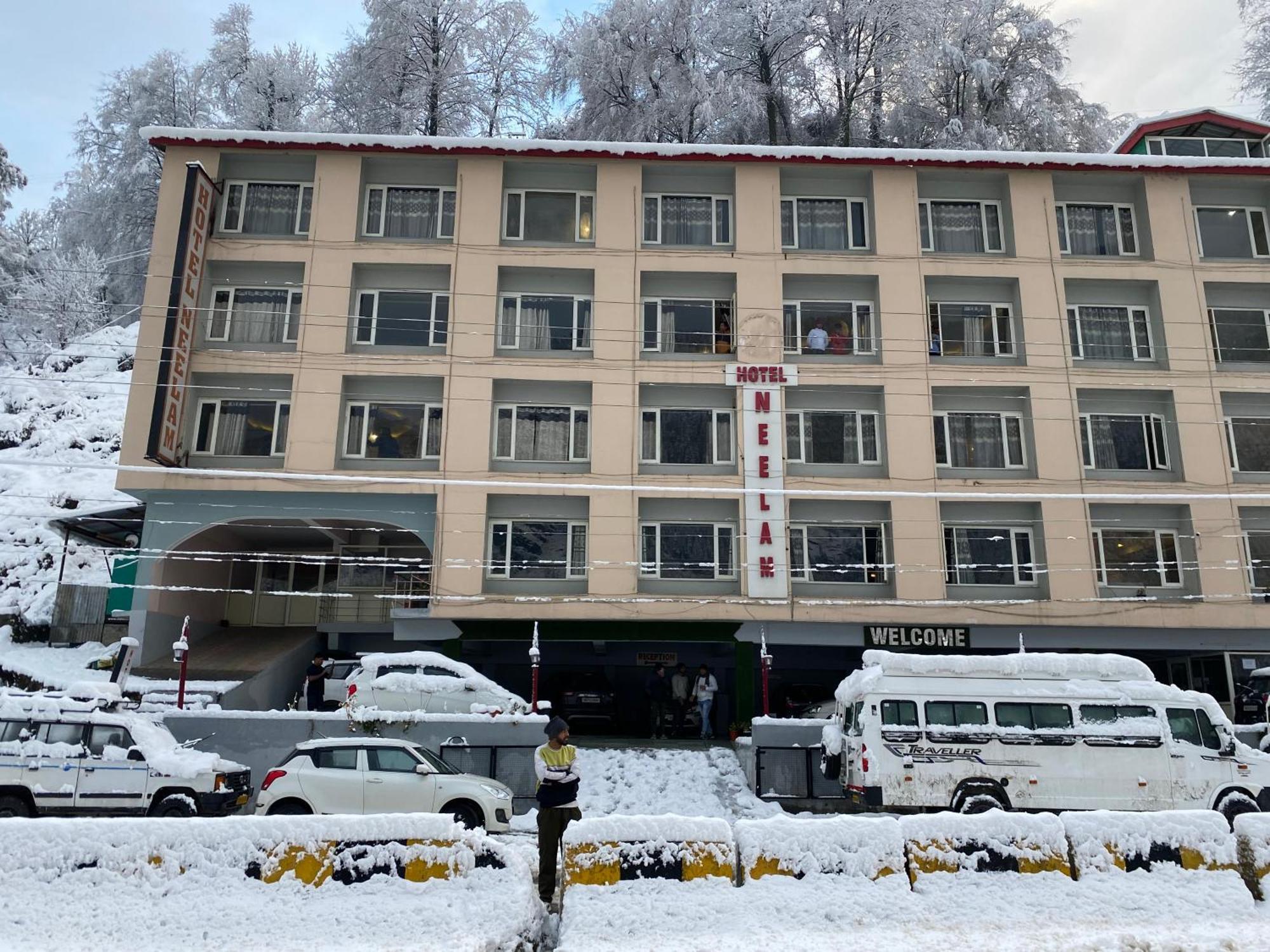 Hotel Neelam Manali Near Volvo Bus Stand Manali Экстерьер фото
